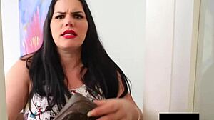 HD-video af Angelina Castro, der giver en blowjob og får sin fitte knullet