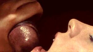 ¡Mira estos veinte videos vintage interraciales con grandes pollas negras! ¡Te encantarán!