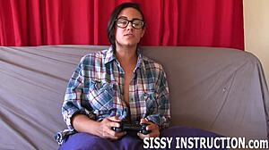 Obvladaj umetnost oralnega užitka s tem feminizacijskim videoposnetkom, ki prikazuje trening sissy